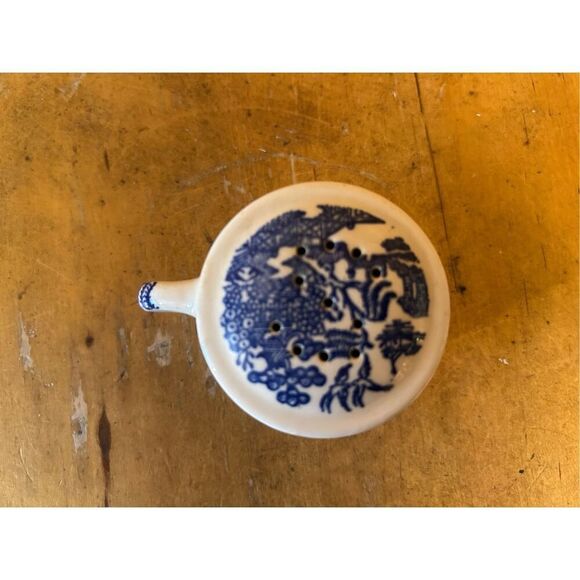 Blue Willow Salt Shaker Only (8857) - Picture 5 of 6